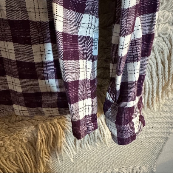 STIO purple and white plaid half button up flannel top S - Picture 4 of 12